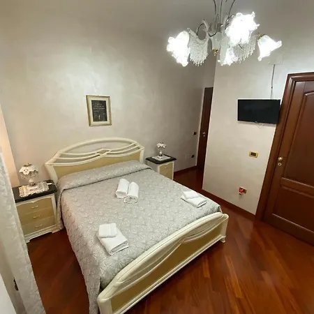 Konukevi Akragaroom Agrigento