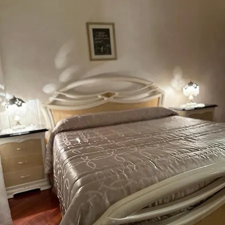 Akragaroom
